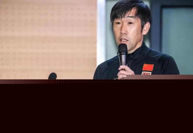 意外!重庆铜梁龙为何在7月份中超连战不胜?背后原因找到了