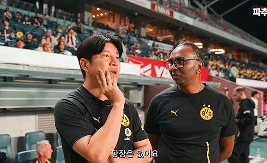 韩国还有没有像李刚仁这样的年轻球员?朴柱昊:眼下并没有