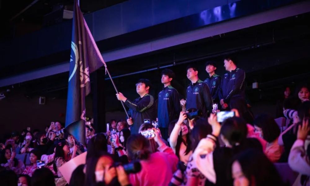 上海海港VS大连英博海发直播_上海海港VS大连英博海发免费高清在线无插件观看_上海海港VS大连英博海发直播完整版